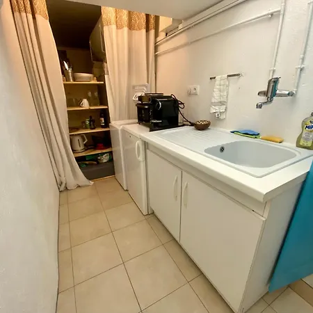 Appartement En Face Des Plages Cap D Ail Cap-d'Ail Exterior photo